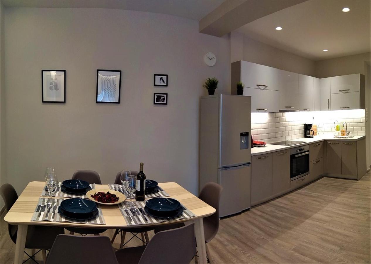 More Athens Apartments ภายนอก รูปภาพ